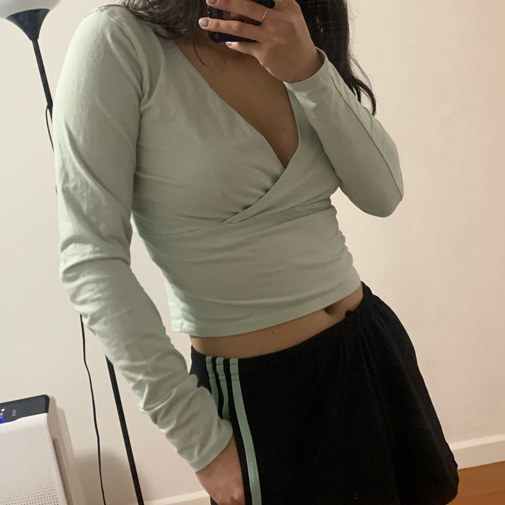 Hollister Co wrap baby tee